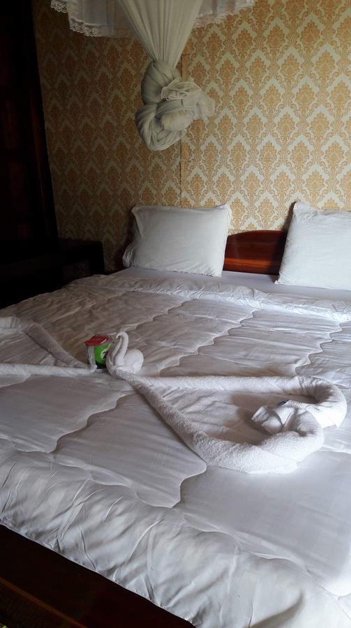 Riverside Bungalow Hotel Ban Dondét Eksteriør billede