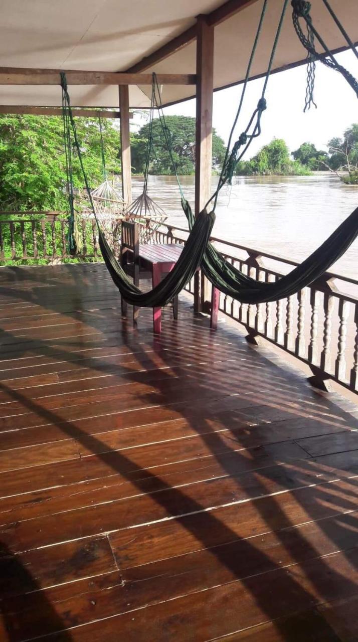 Riverside Bungalow Hotel Ban Dondét Eksteriør billede